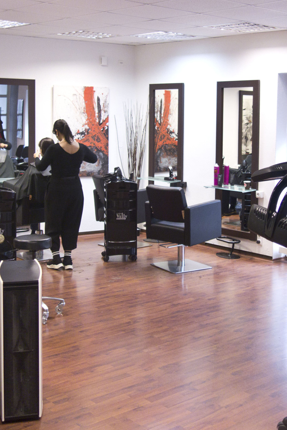 Friseur Ohne Termin In Der Nähe Coiffure Velly - Ihr Friseur in Herzogenaurach ohne Termin